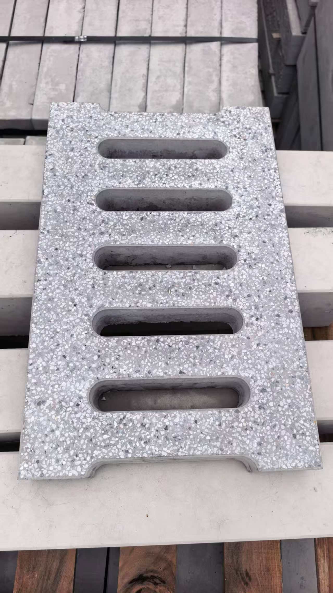 河源盖板